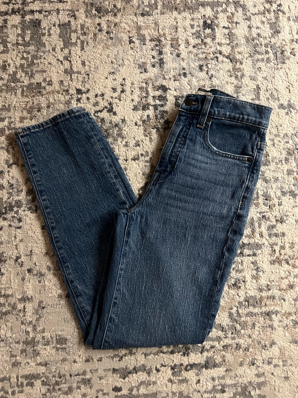 Madewell Straight-Leg Jeans in Dark Blue Wash